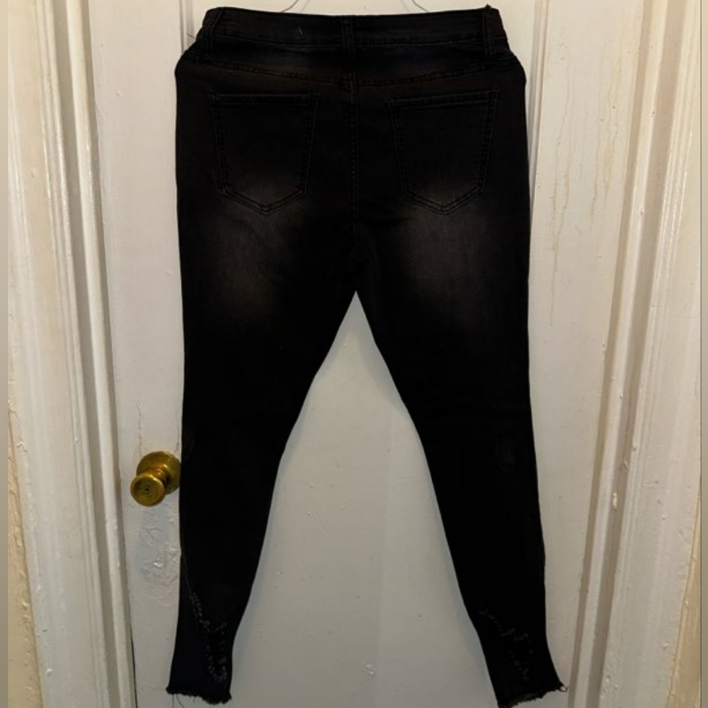 MadRag Black, stretch skinny jeans. Size 11 - Picture 2 of 2